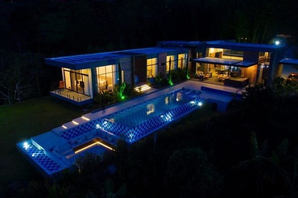 GUATAPE MANSION MODERN
