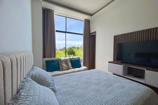 GUATAPE MANSION MODERN