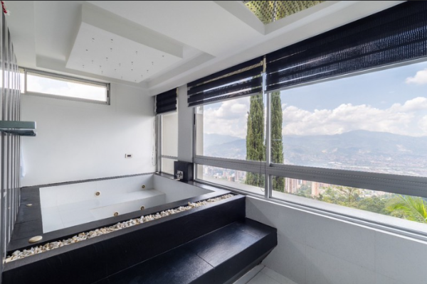 MEDELLIN-Mansion Poblado