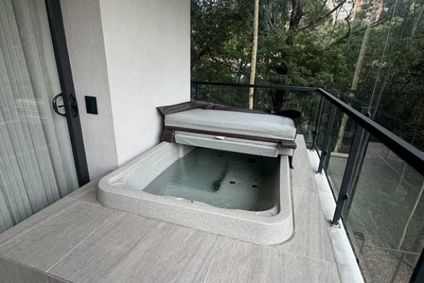 MEDELLIN-WAKE PROVENZA