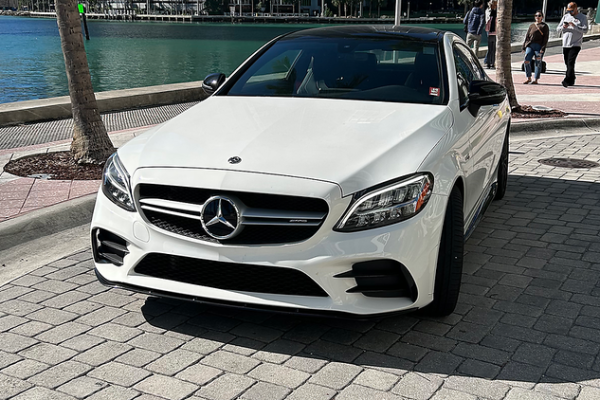Mercedes C43 AMG (2020)