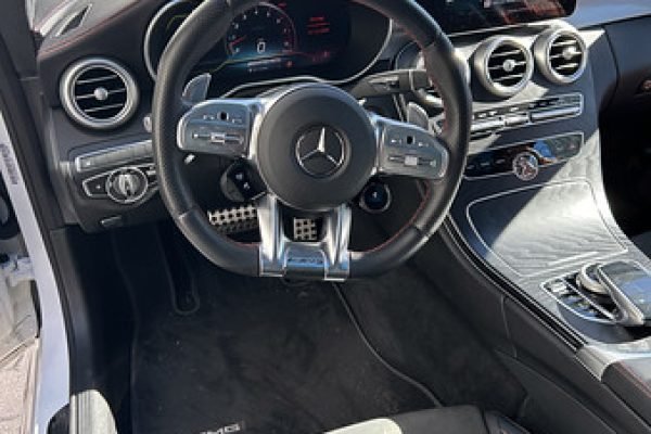 Mercedes C43 AMG (2020)