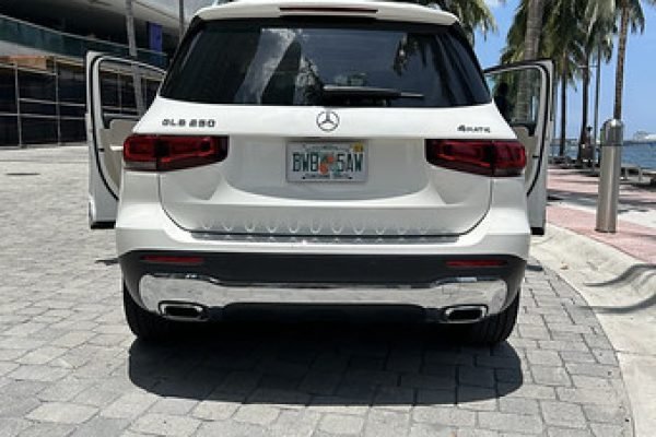Mercedes GLB 250 (2020)