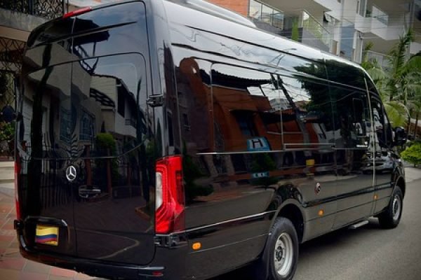 SPRINTER BENZ 2024 (MEDELLIN)